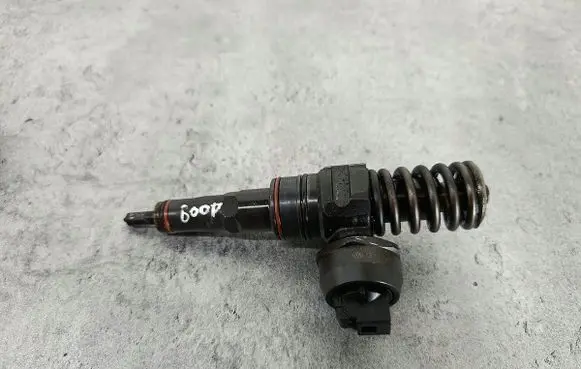 Ford Galaxy Fuel injector 