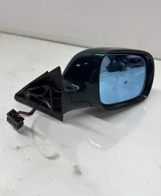 Audi A4 S4 B5 8D Front door electric wing mirror FAC35910
