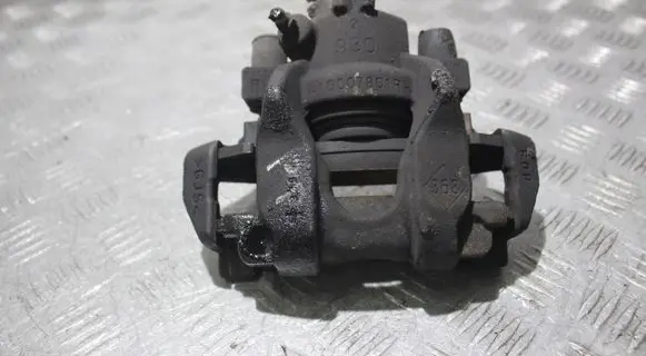 Dacia Sandero Front brake caliper