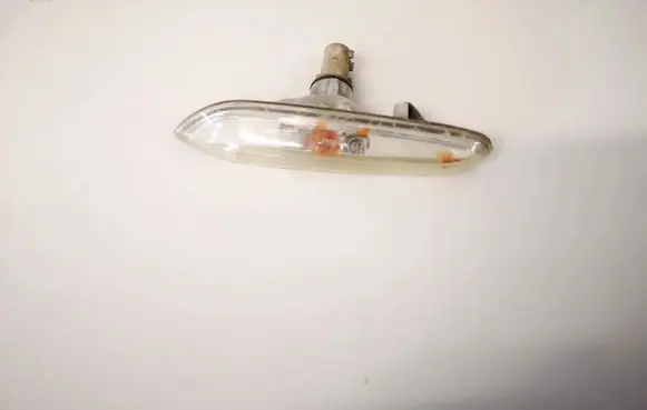BMW 3 E46 Front fender indicator light 69239203 6923920-3