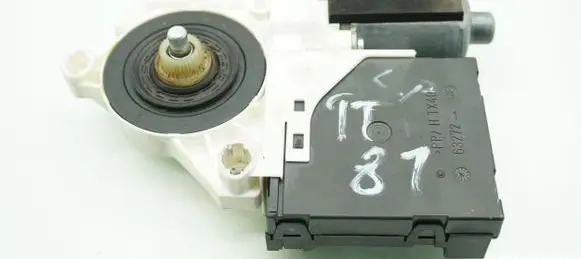Audi TT TTS Mk2 Front door window regulator with motor 8J8959801C