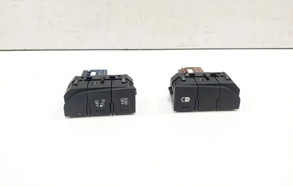 Citroen C5 ESP (stability program) switch 3384520100 3384730100