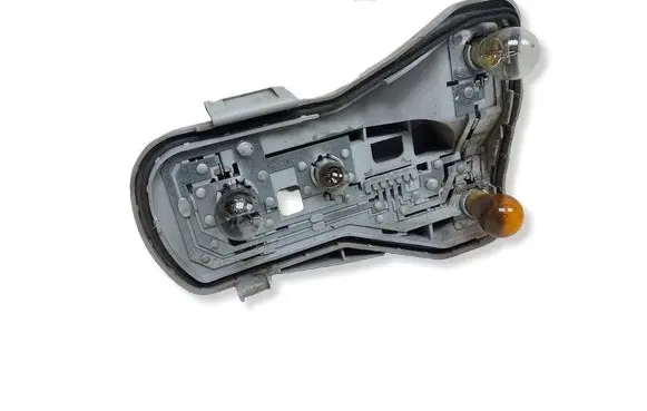 Volkswagen Polo IV 9N3 Tail light bulb cover holder 6Q6945257FKASACJA 6Q6945257F