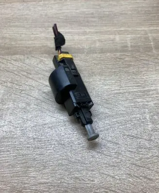 Opel Zafira A Brake pedal sensor switch 09132299 09175172