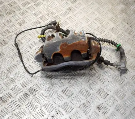 Land Rover Discovery 3 - LR3 Front brake caliper