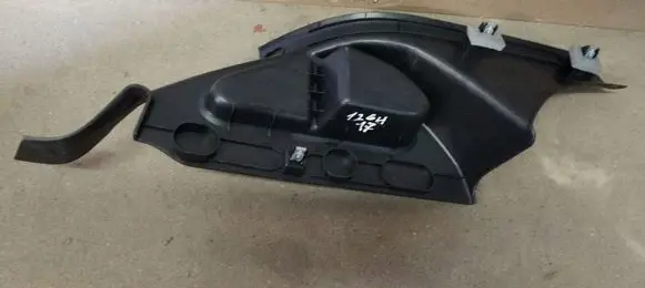 Volvo V40 Rear sill trim cover 31267990