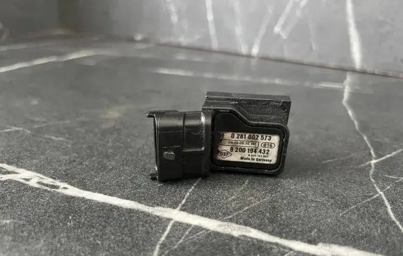 Renault Scenic II - Grand scenic II Air pressure sensor 8200194432