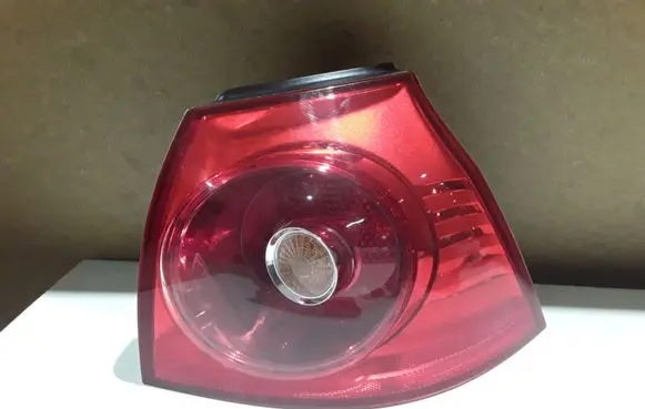 Volkswagen Golf V Rear/tail lights