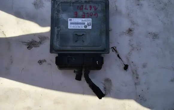 Volkswagen Golf VI Engine control unit/module 03L906023MN