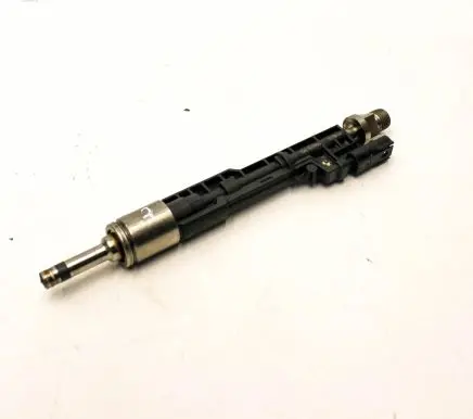 BMW 3 F30 F35 F31 Fuel injector 7639994
