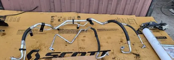 Peugeot 207 Air conditioning (A/C) pipe/hose 96735201 9673520180 022010