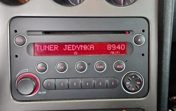 Radio/CD/DVD/GPS head unit