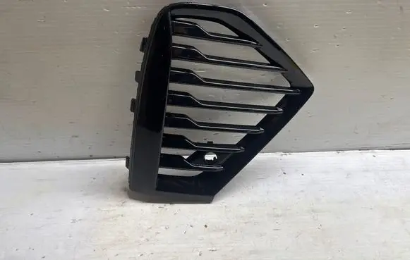 Volvo XC60 Front bumper lower grill 32234964