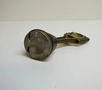 Piston