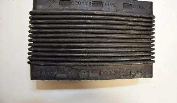 Audi A4 S4 B7 8E 8H Air intake duct part 8E0129739C