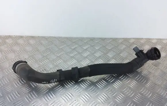 Skoda Superb B6 (3T) Engine coolant pipe/hose 3C0122291C