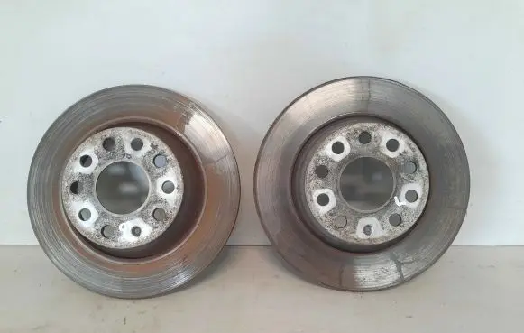 Skoda Superb B6 (3T) Rear brake disc