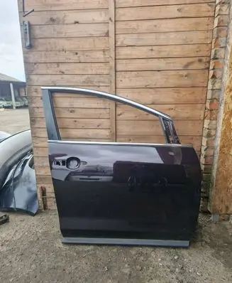 Mazda CX-7 Front door