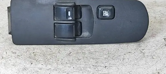 Mitsubishi Colt Electric window control switch MR587959 27X7TH6