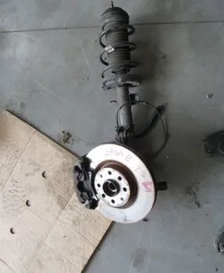 Opel Corsa E Front wheel hub spindle knuckle