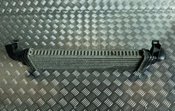 Volvo V50 Intercooler radiator 4N5H9L440VF 4N5H9L440