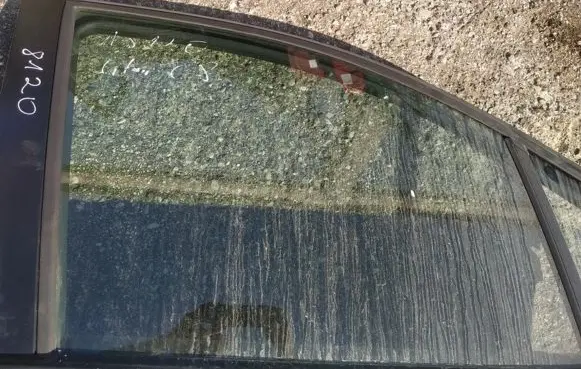 Citroen C8 Front door window glass four-door