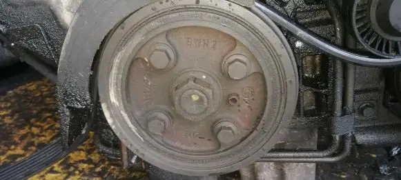 Volvo S60 Crankshaft pulley