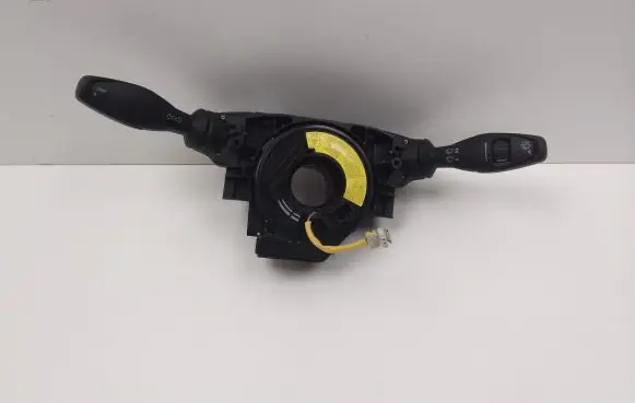 Ford Fiesta Indicator stalk 8A6T13N064BG 8A6T13335BC