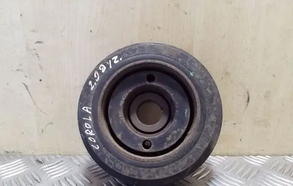Toyota Corolla E120 E130 Crankshaft pulley 134700G010