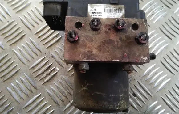 Hyundai Trajet ABS Pump 589103A100 AC04600114
