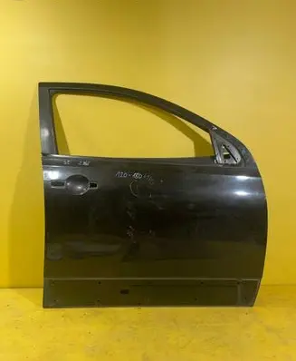 Nissan Qashqai Air filter cleaner box bracket assembly 