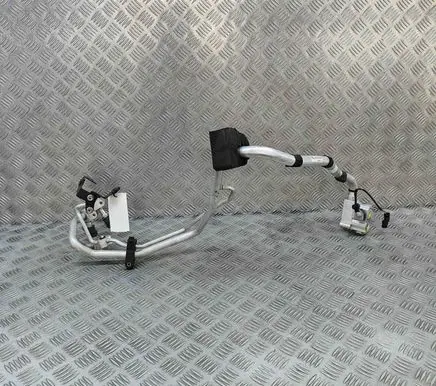 Volvo XC60 Air conditioning (A/C) pipe/hose 32130430