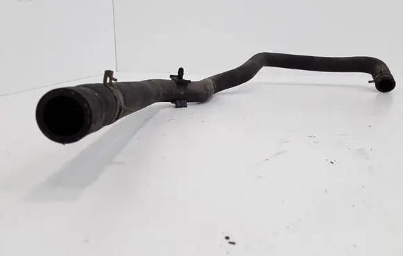 Nissan Almera N16 Engine coolant pipe/hose