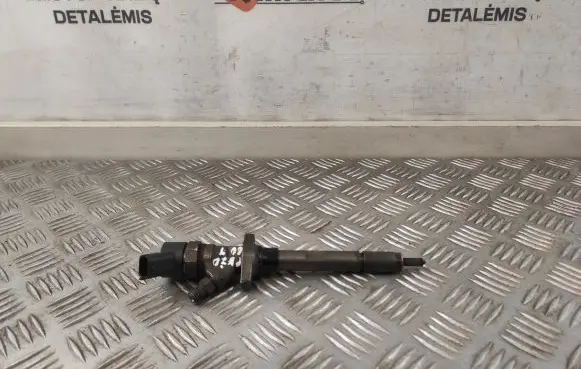 Peugeot 607 Fuel injector 9637277980