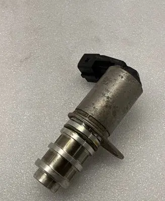 BMW 1 E81 E87 Camshaft vanos timing valve 7584990 7504990 1315130