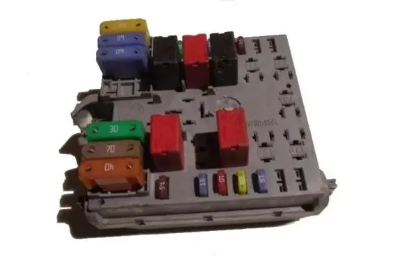 Fiat Punto (188) Fuse box set