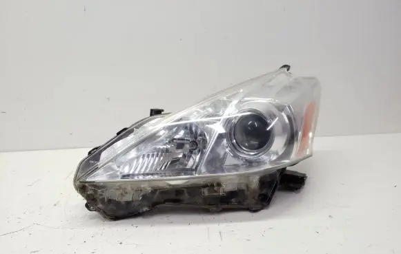 Toyota Prius+ (ZVW40) Headlight/headlamp HB312V60W 9922681017