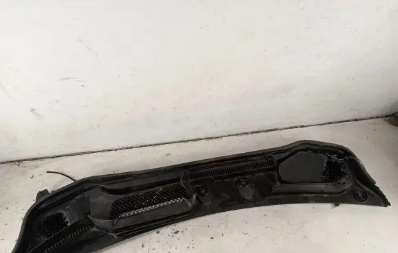 BMW iX Wiper trim 7954666