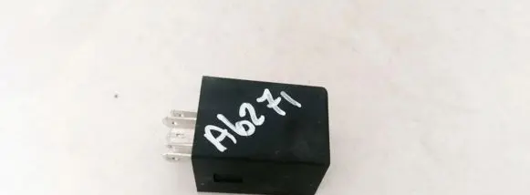 Nissan Almera N16 Other relay MB953394 72HM100