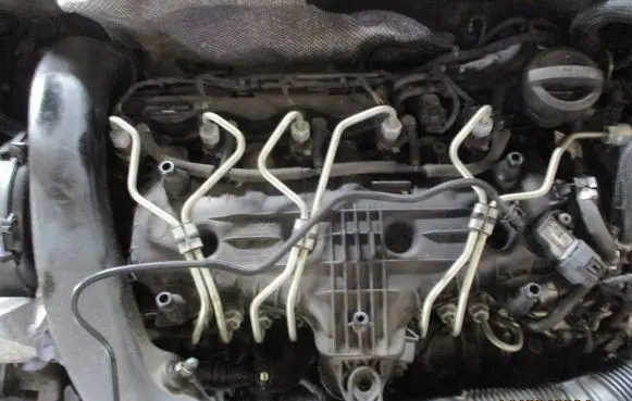 Volvo V70 Engine swap 6906274 052041 953899