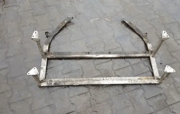 Rear underbody cover/under tray