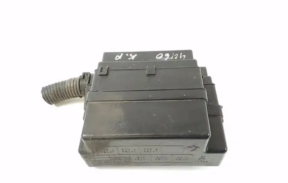 Infiniti Q70 Y51 Fuse module