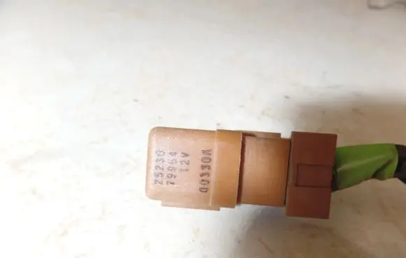 Infiniti G20 Other relay 2523079964