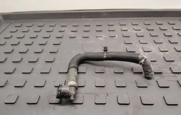 Mercedes-Benz Citan W415 Engine coolant pipe/hose