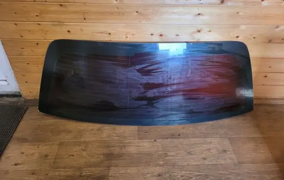 Dodge Challenger Rear windscreen/windshield window 