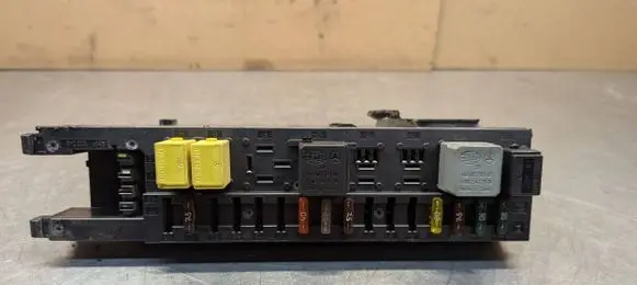 Mercedes-Benz CLK A209 C209 SAM control unit 2095451501 5DK00848602