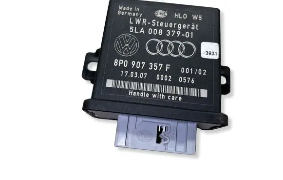 Audi Q7 4L Light module LCM 8P0907357F