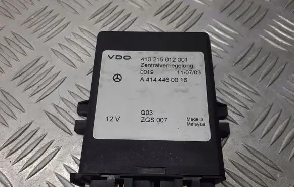 Mercedes-Benz Vaneo W414 Sliding door control unit/module A4144460016
