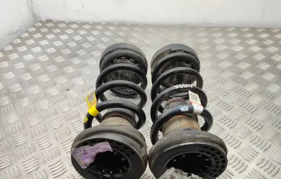 Chrysler Pacifica Rear coil spring P68231034AA