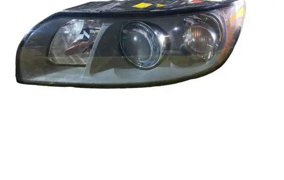 Volvo V50 Headlight/headlamp 30698889